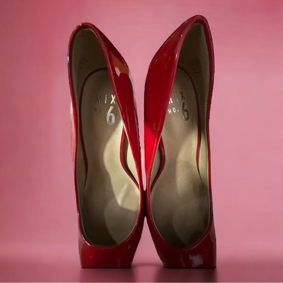 Mix No.6 Red Heels 🛑SOLD🛑 - Picture 5 of 8